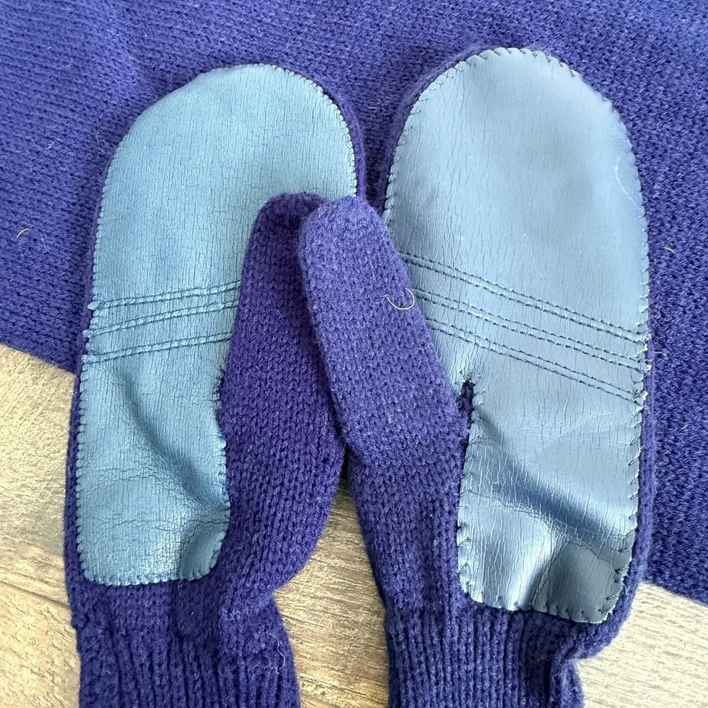 Van‎ Raalte Kids Vintage Rainbow Knit Scarf and Mittens Set Navy Blue One Size